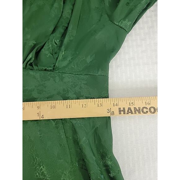Simplee Green Dress Jaquard Balloon Sleeve Size Medium - Picture 9 of 10
